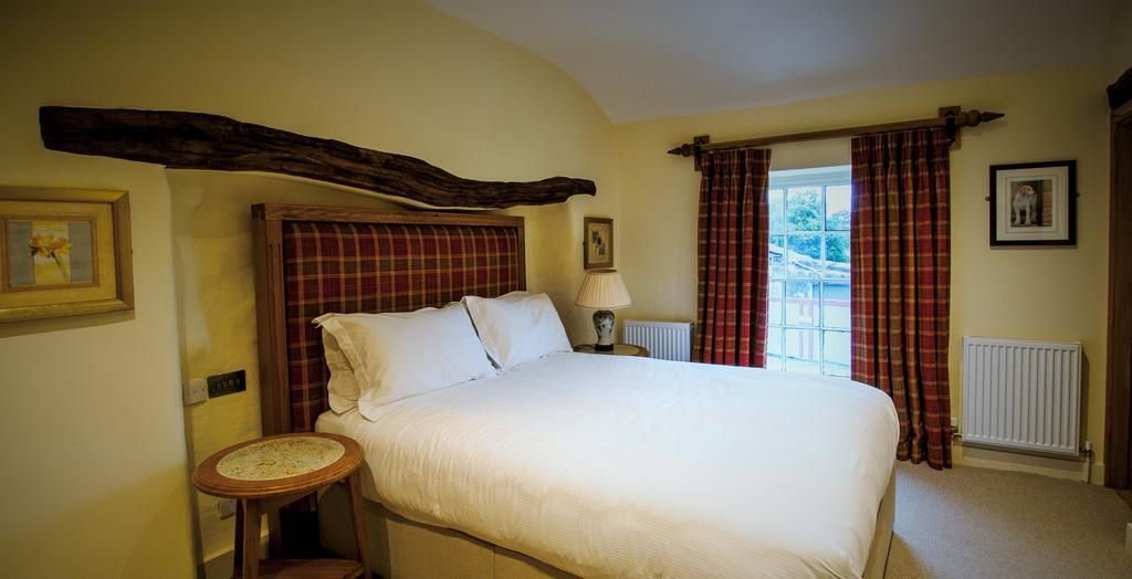 The Fleece Inn Shireshead Exteriér fotografie